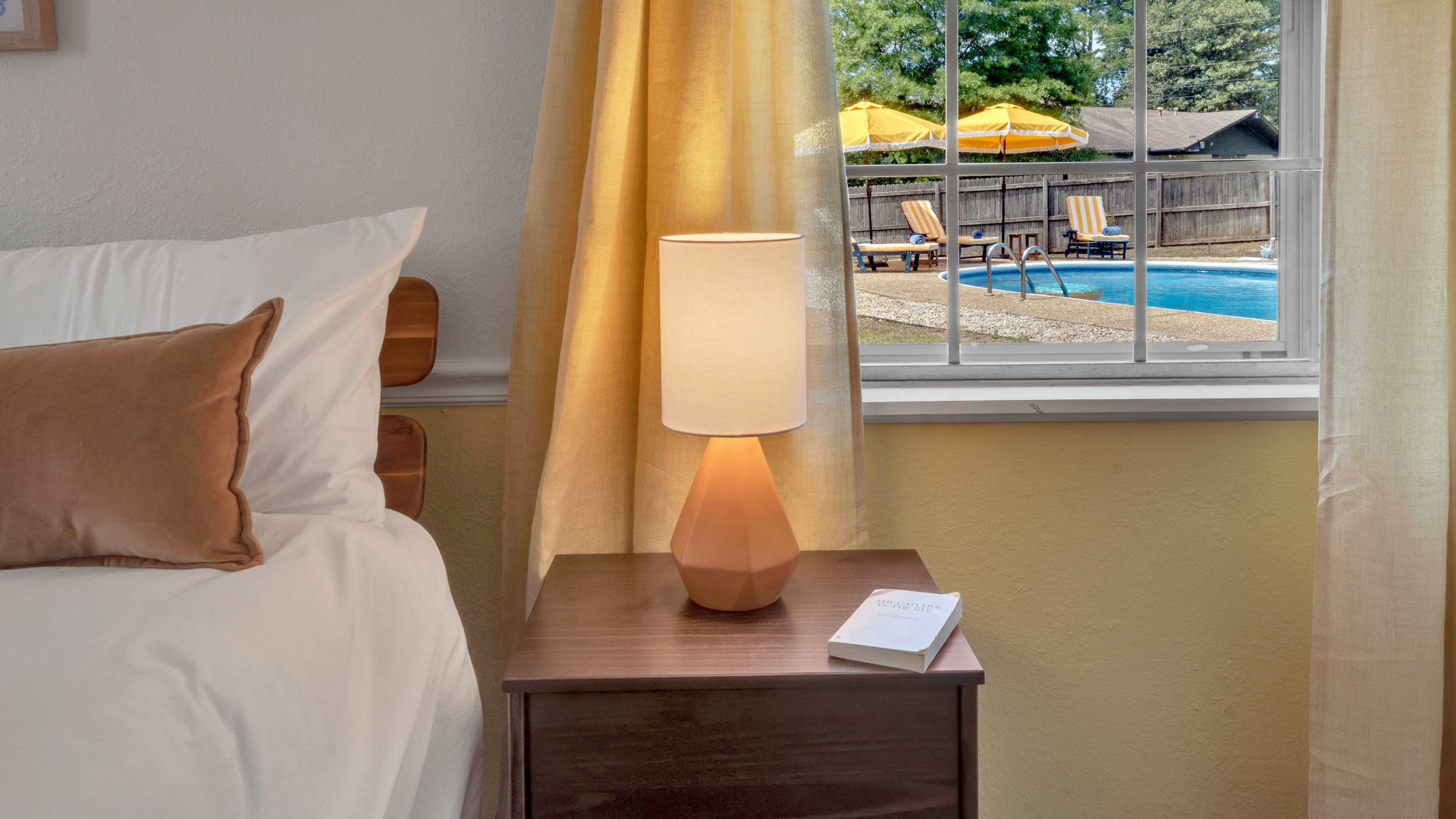 Vacation rental bedroom photography